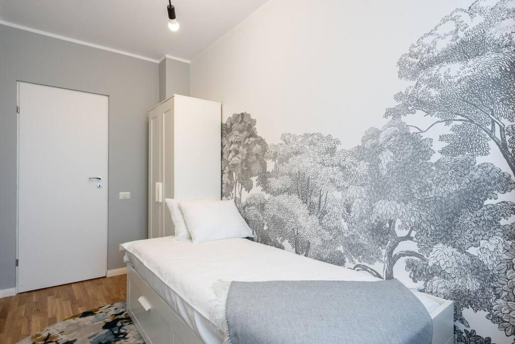 Apartment Bright 2br Flat - Location - Amazing Balcony *