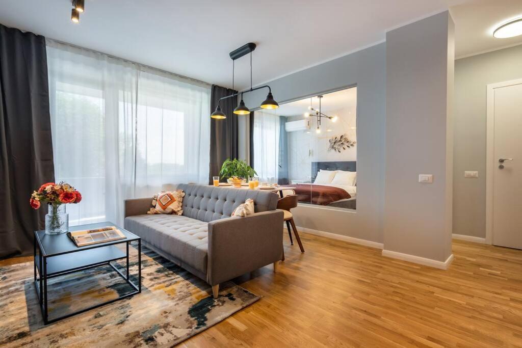 Bright 2br Flat - Location - Amazing Balcony Apartment Bukarest